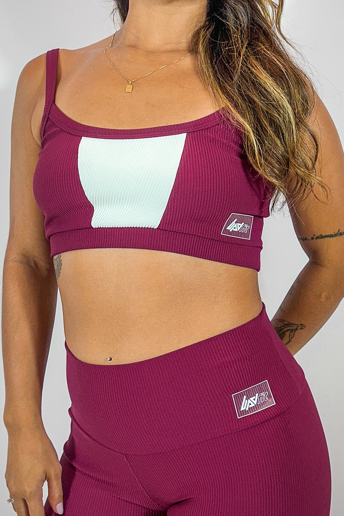 Top Feminino Canelado em Malha Confortável para Treino e Dia a Dia – Uppfit