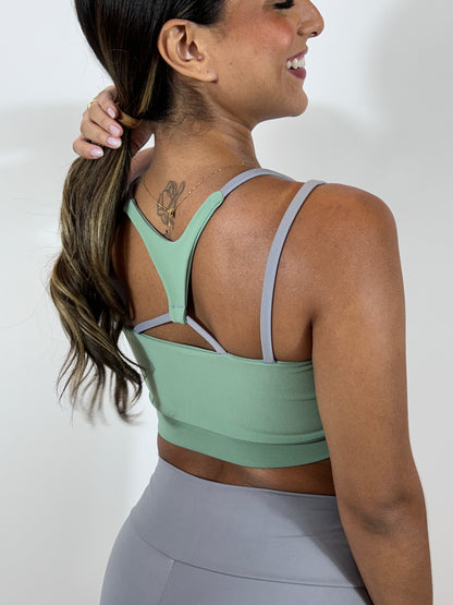Conjunto Fitness Feminino de Alta Sustentação em Poliamida com Short – Uppfit
