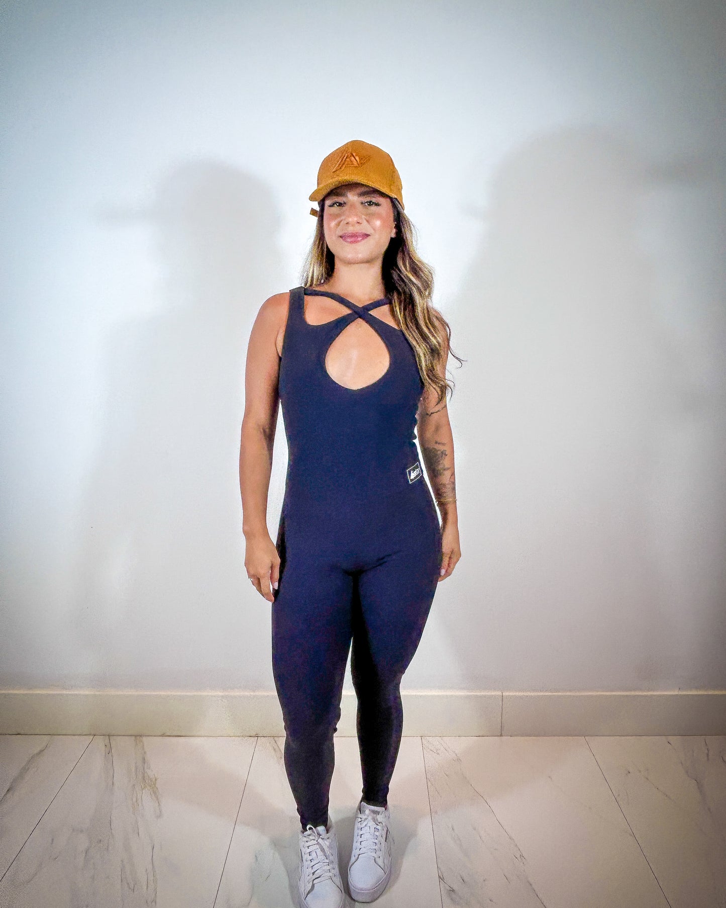 Macacão Feminino Canelado com Decote Cruzado em Malha Conforto – Uppfit